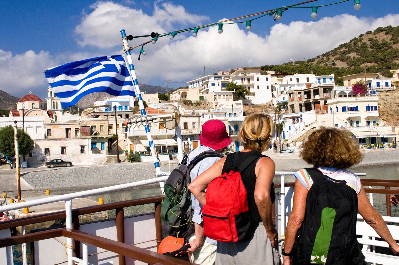 Fähre bei der Ankunft an einer griechischen Insel